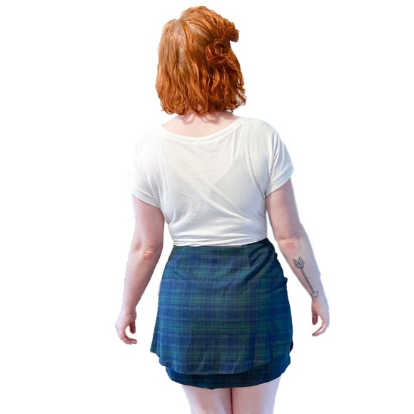 NWT Unique Flannel Mini Skirt - Picture 3 of 7